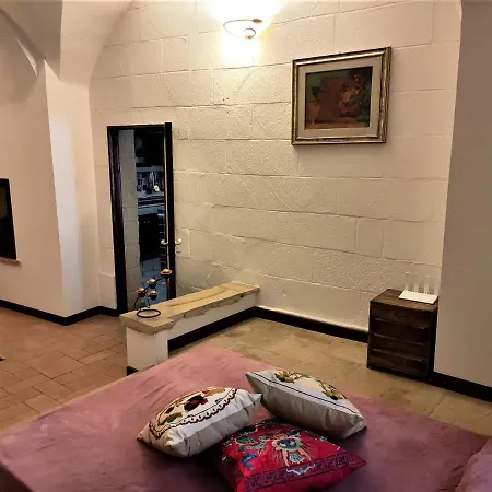 Holiday home Le Volte Di Casa Camilla Journey